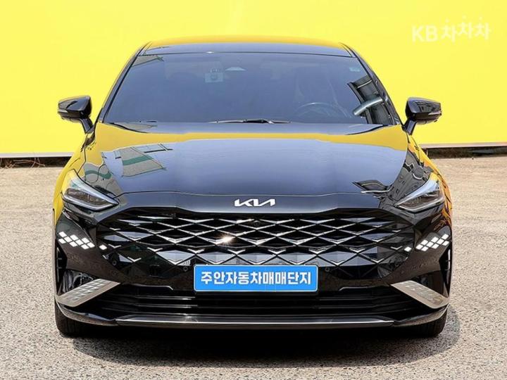 Kia K8 Hybrid 1.6 Turbo Noblesse