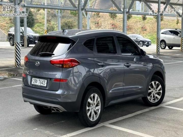 Hyundai Tucson Diesel e-VGT R 1.6 2WD Modern 5