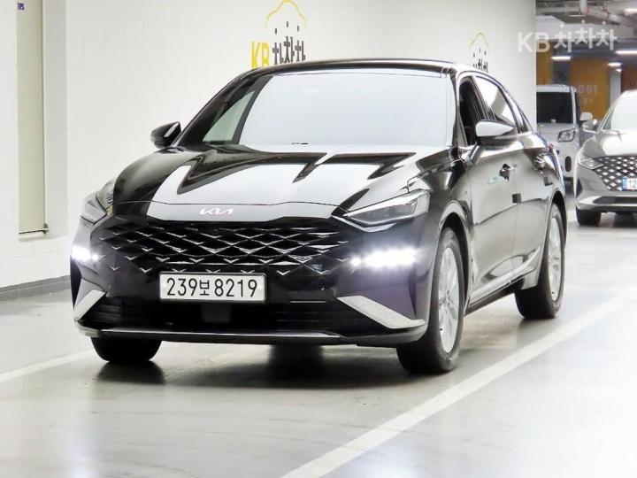 Kia K8 2.5 Gasoline Noblesse 3