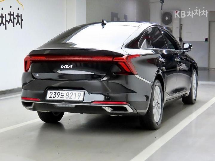 Kia K8 2.5 Gasoline Noblesse 5