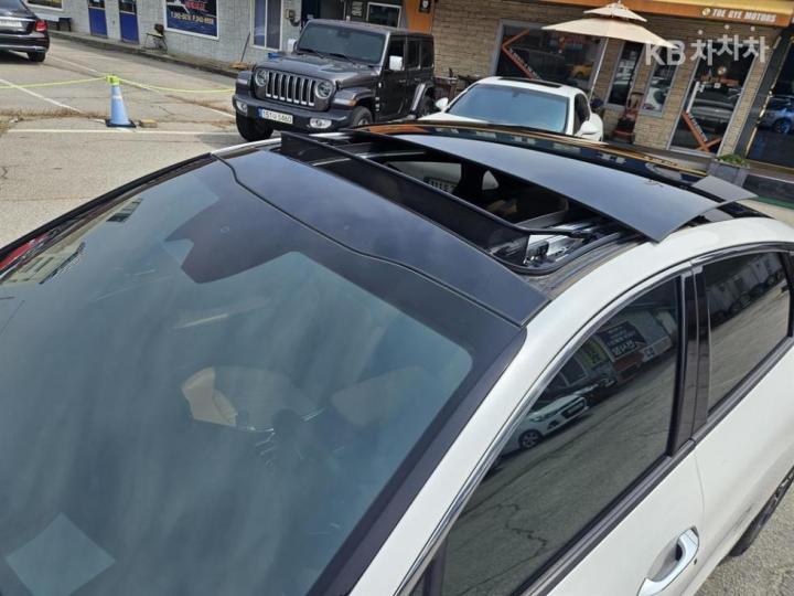 Kia K5 2.0 Gasoline Signature 10