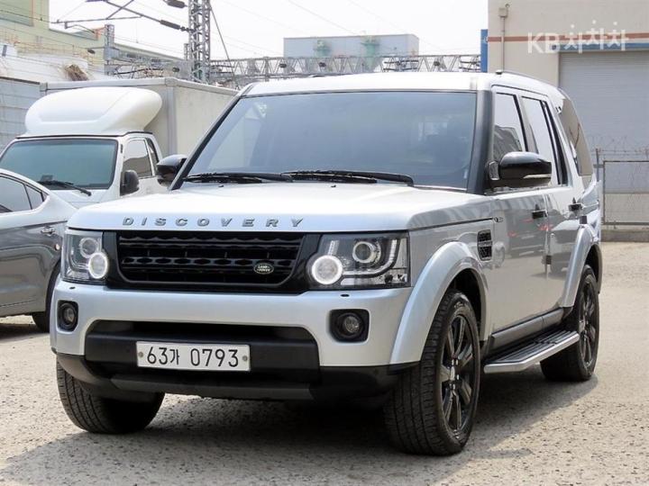 Land Rover Discovery 4 3.0 SDV6 SE 3