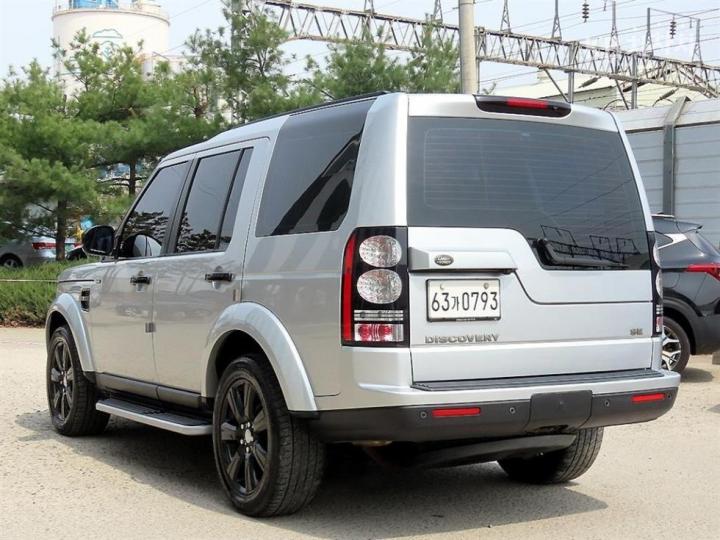 Land Rover Discovery 4 3.0 SDV6 SE 4