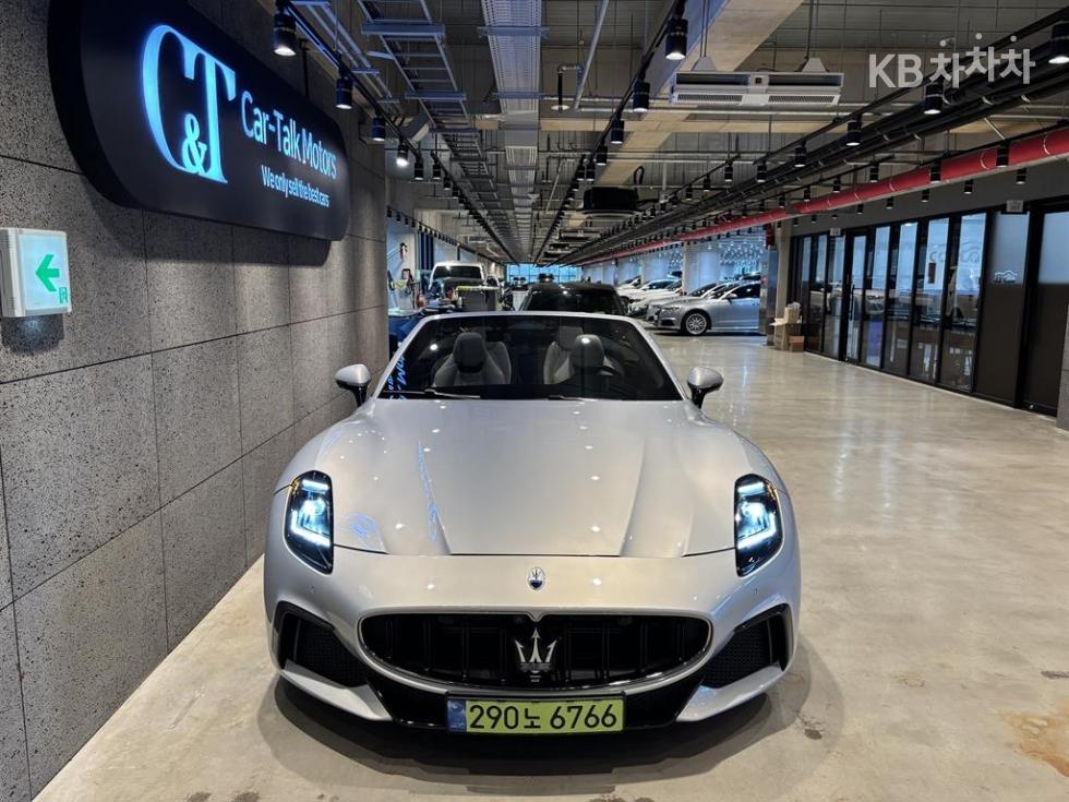 Maserati GranTurismo — miniaturë 2