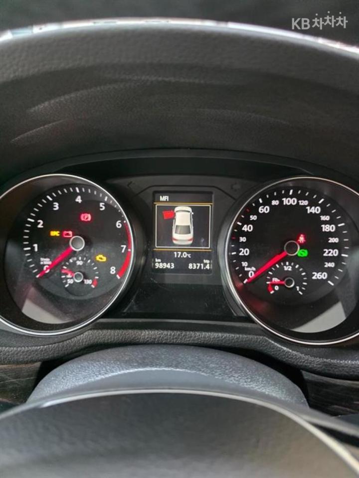 Volkswagen Passat 2.0 TSI 8