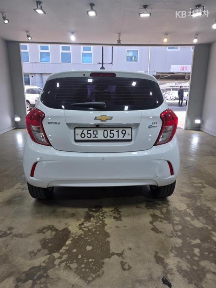 Chevrolet Spark The Next LTZ 6