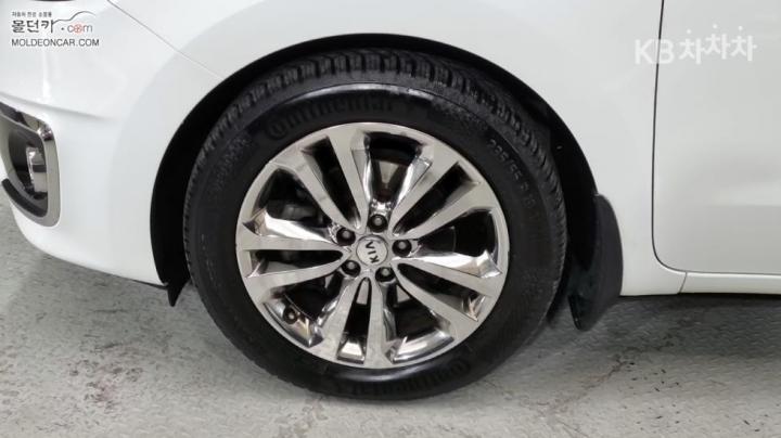 Kia Carnival 2.2 Diesel High Limousine Prestige High Roof 7