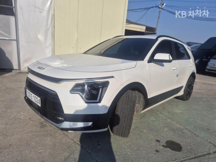 Kia Niro The 1.6 HEV Signature 2