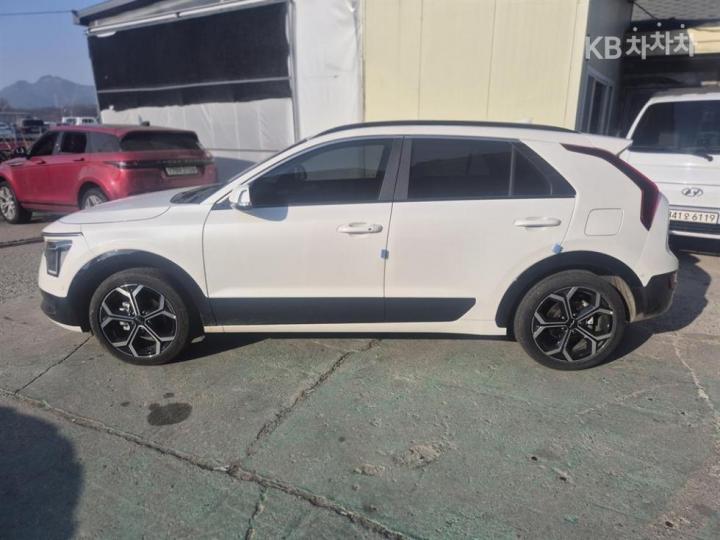 Kia Niro The 1.6 HEV Signature 9