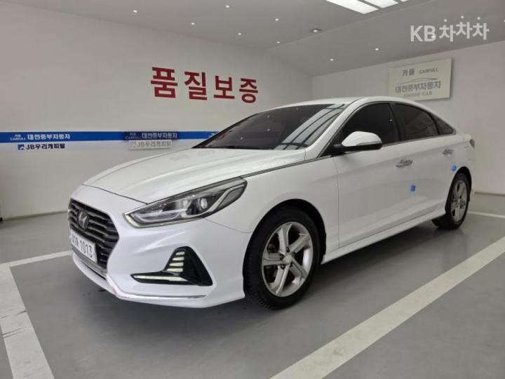 Hyundai Sonata New Rise 2.0 Smart Special