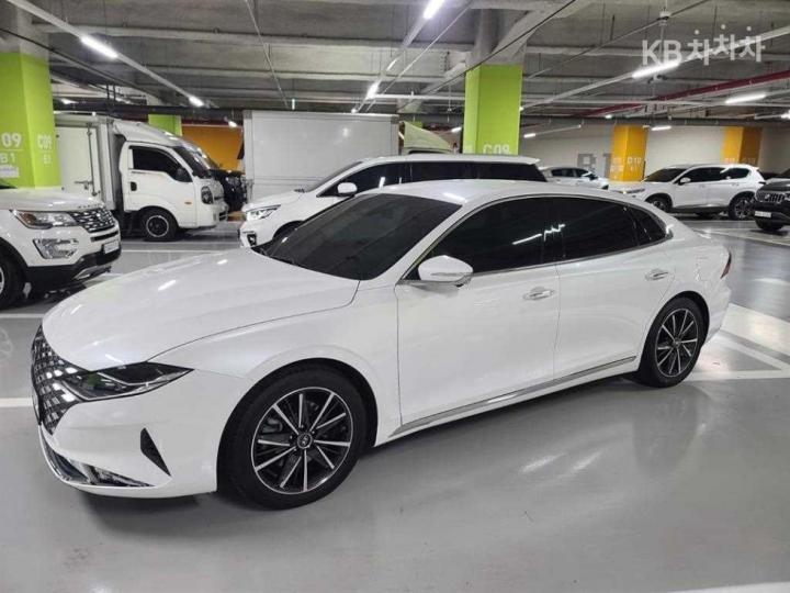 Hyundai Grandeur LPi 3.0 Exclusive 3