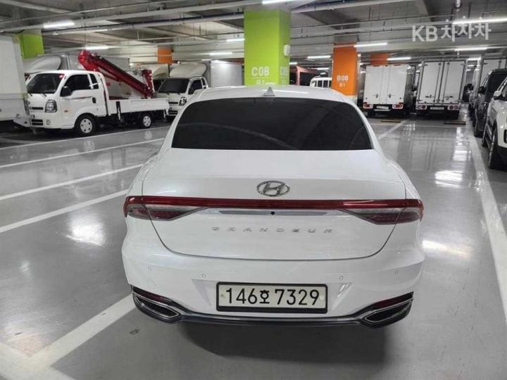 Hyundai Grandeur LPi 3.0 Exclusive 5