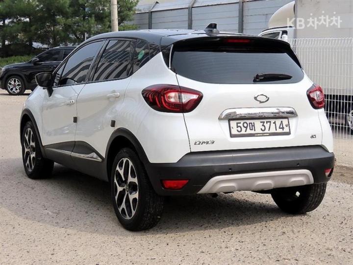 Renault QM3 New RE Base Type 4