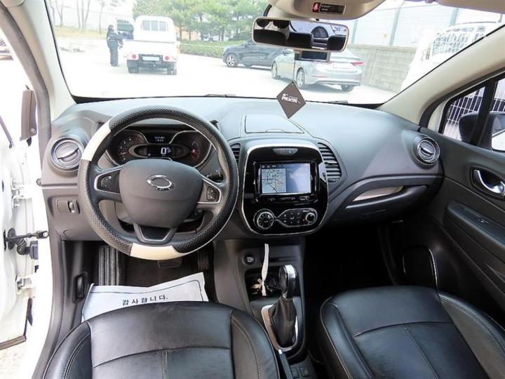 Renault QM3 New RE Base Type 8