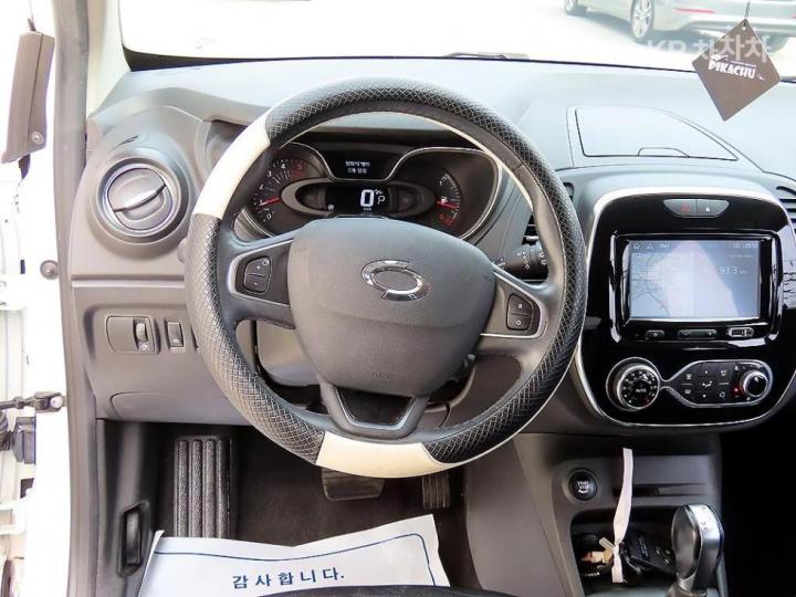 Renault QM3 New RE Base Type 9