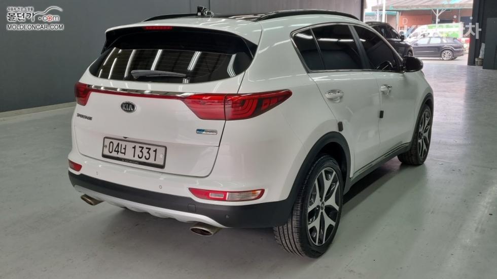 2017 - kia sportage