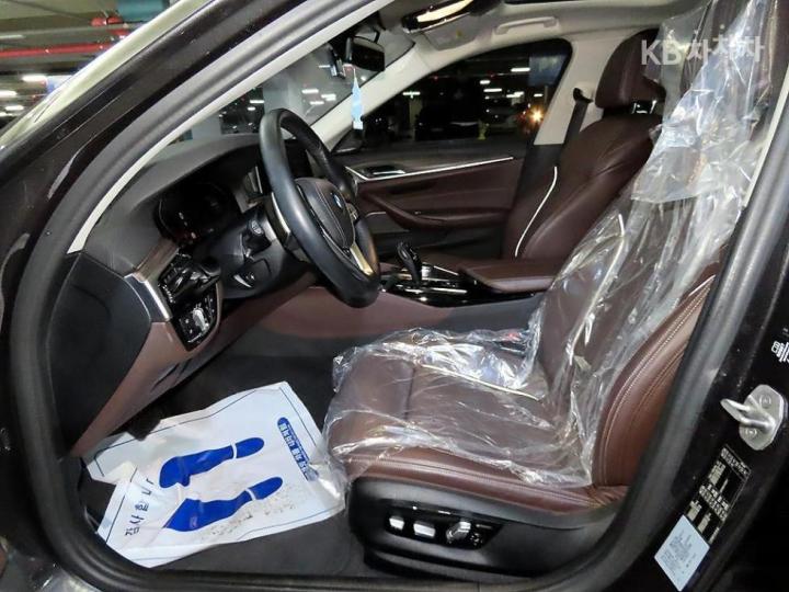 BMW 5 Series G30 530i xDrive Luxury Plus 7