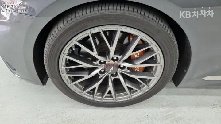 Genesis G80 3.3 GDI AWD Premium Luxury 7