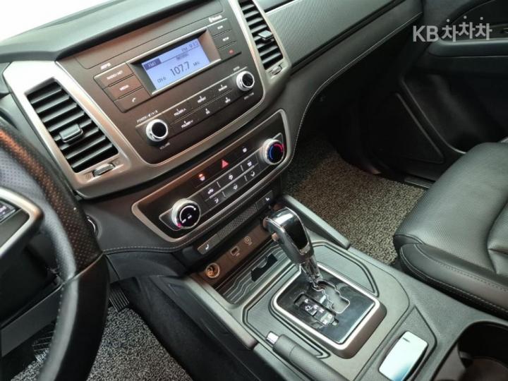 KG Mobility (Ssangyong) Rexton Sport 2.2 2WD Adventure 10