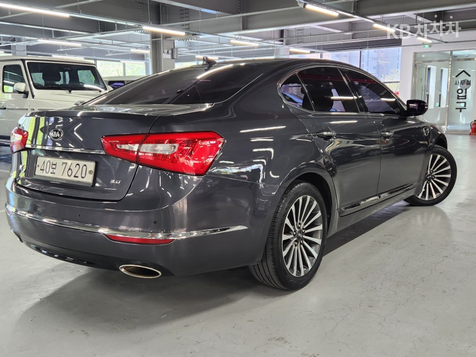 2014 - kia k7