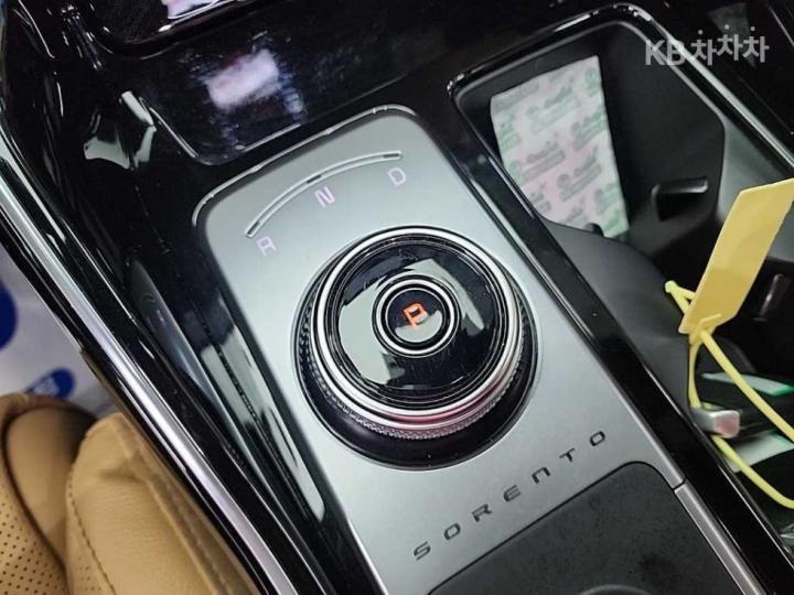 Kia Sorento Hybrid 1.6 HEV Gravity 9