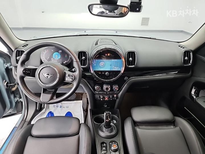 Mini Countryman F60 1.5 Cooper Classic Base Type 8