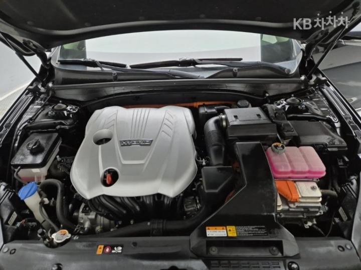 Kia K7 Premier Hybrid 2.4 HEV Noblesse 6
