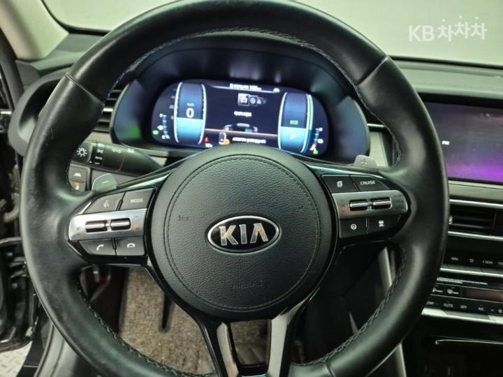 Kia K7 Premier Hybrid 2.4 HEV Noblesse 10