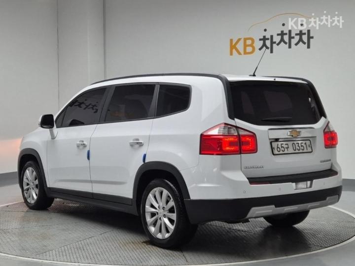 Chevrolet Orlando LPG LT Convenience 3