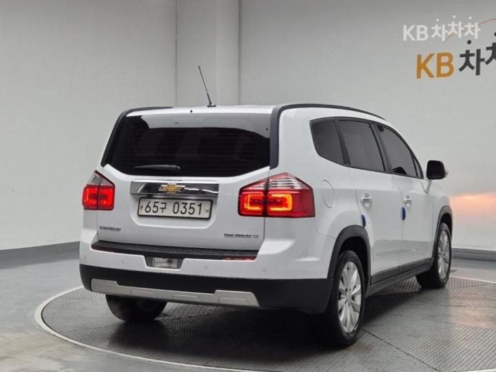 Chevrolet Orlando LPG LT Convenience 4