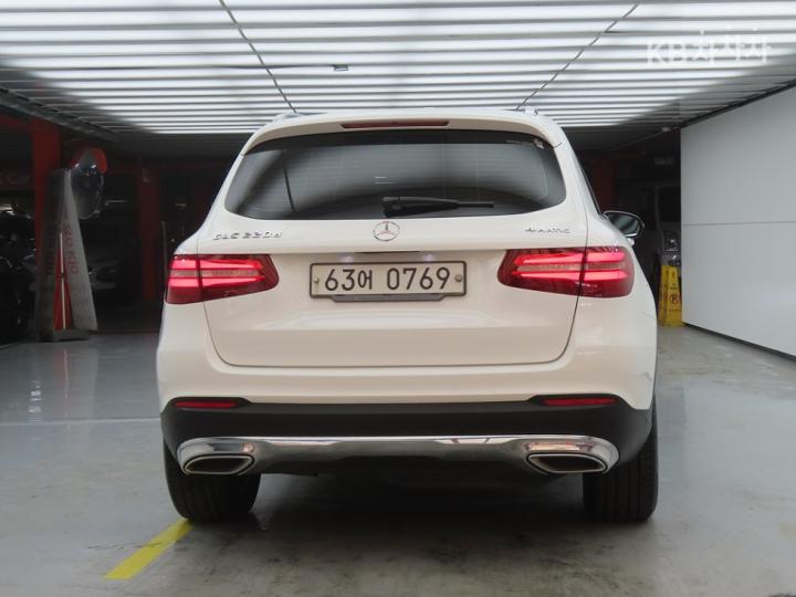 Mercedes-Benz GLC-Class X253 220d 4Matic Base Type 4