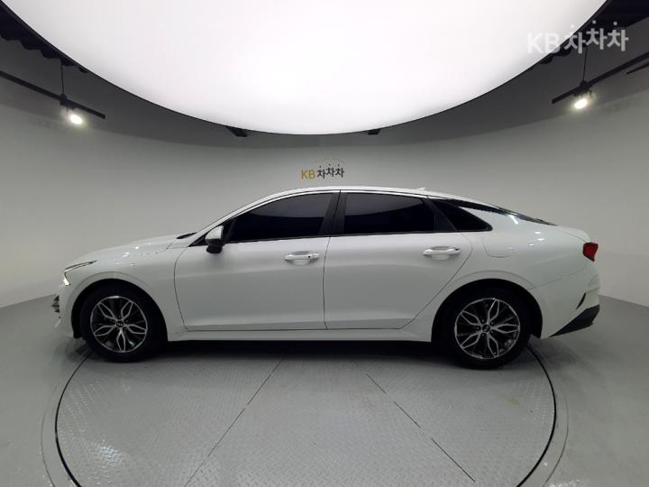 Kia K5 2.0 LPI Trendy 8