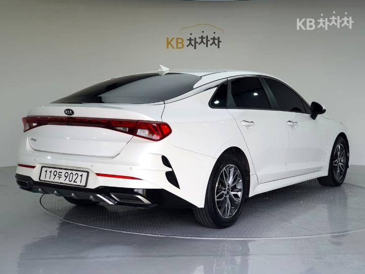 Kia K5 2.0 LPI Trendy 10