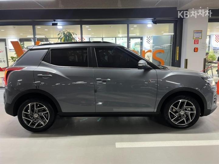 KG Mobility (Ssangyong) Tivoli 1.5 T-GDi V7 4
