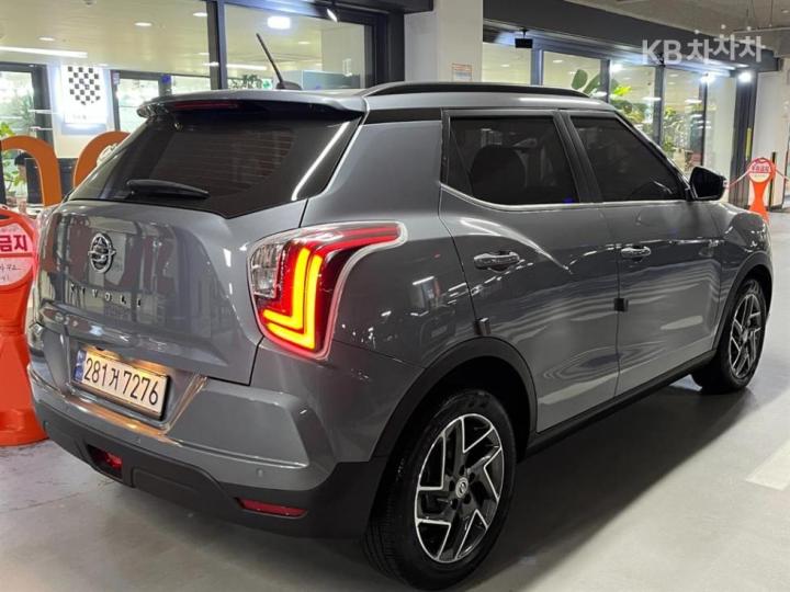 KG Mobility (Ssangyong) Tivoli 1.5 T-GDi V7 5