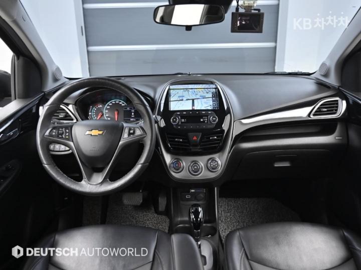 Chevrolet Spark Premier Base Type 8