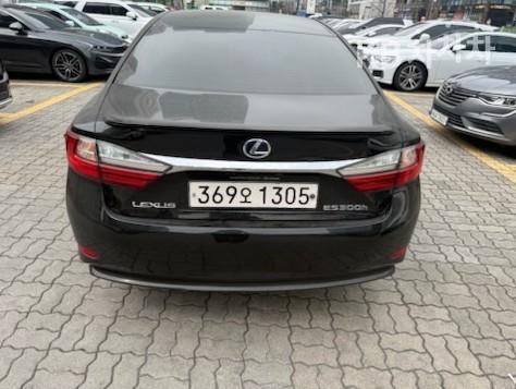 Lexus ES New 300h Supreme 4