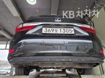 Lexus ES New 300h Supreme 7