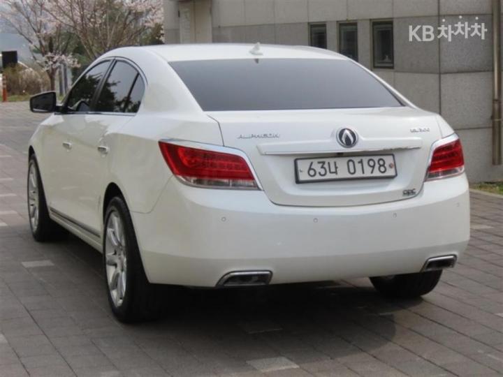 Chevrolet Alpheon EL300 Supreme 5