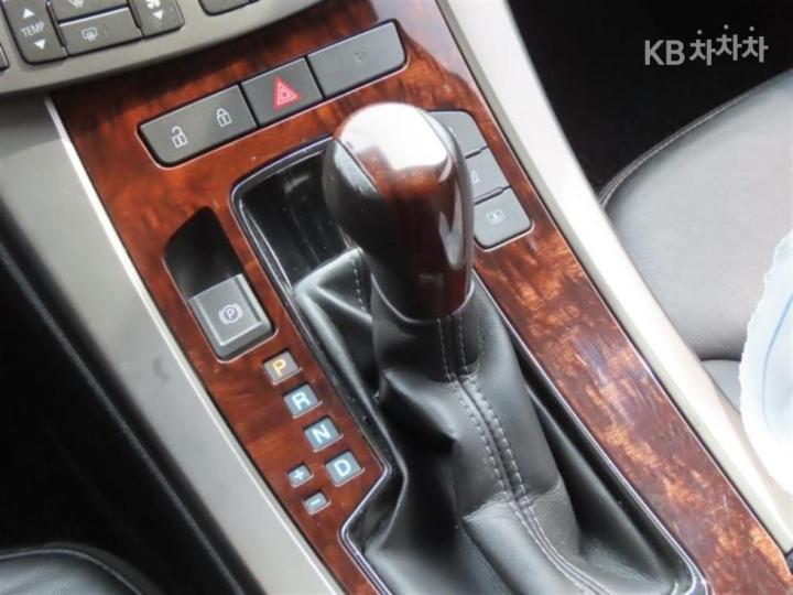 Chevrolet Alpheon EL300 Supreme 7