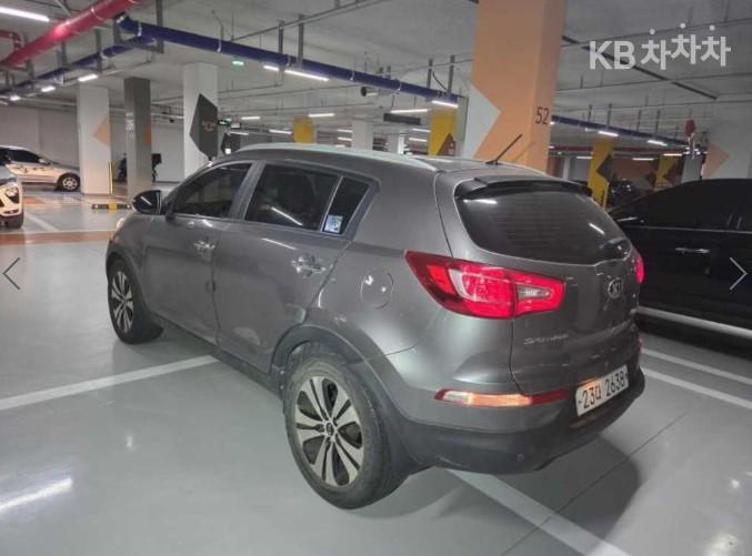 Kia Sportage R 2WD Diesel TLX Top Model 3