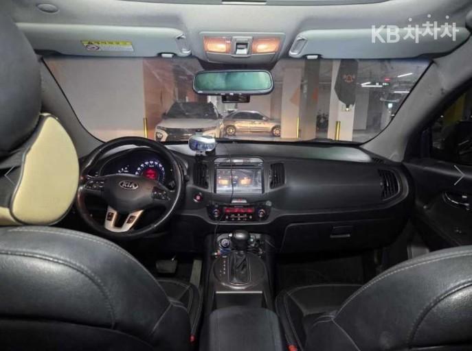 Kia Sportage R 2WD Diesel TLX Top Model 6