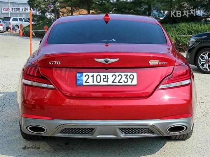 Genesis G70 2.0T AWD Sport Package 5