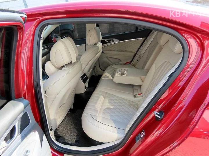 Genesis G70 2.0T AWD Sport Package 7