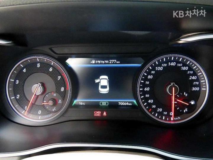 Genesis G70 2.0T AWD Sport Package 10