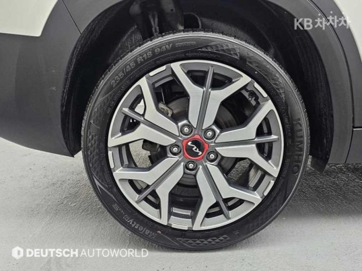 Kia Seltos 1.6 Gasoline Turbo 2WD Signature 6