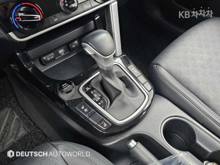 Kia Seltos 1.6 Gasoline Turbo 2WD Signature 10