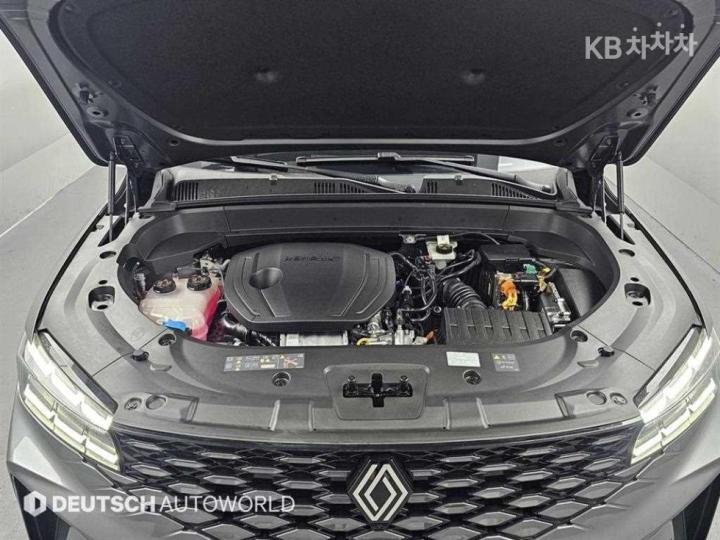 Renault Koleos E-Tech Hybrid Iconic 7
