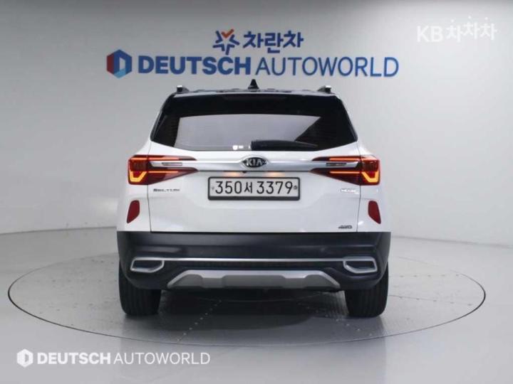 Kia Seltos 1.6 Gasoline Turbo 4WD Noblesse 5