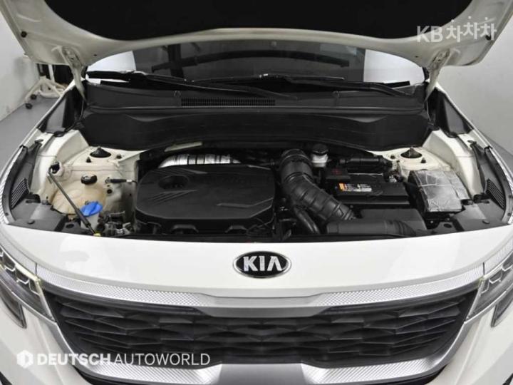 Kia Seltos 1.6 Gasoline Turbo 4WD Noblesse 7